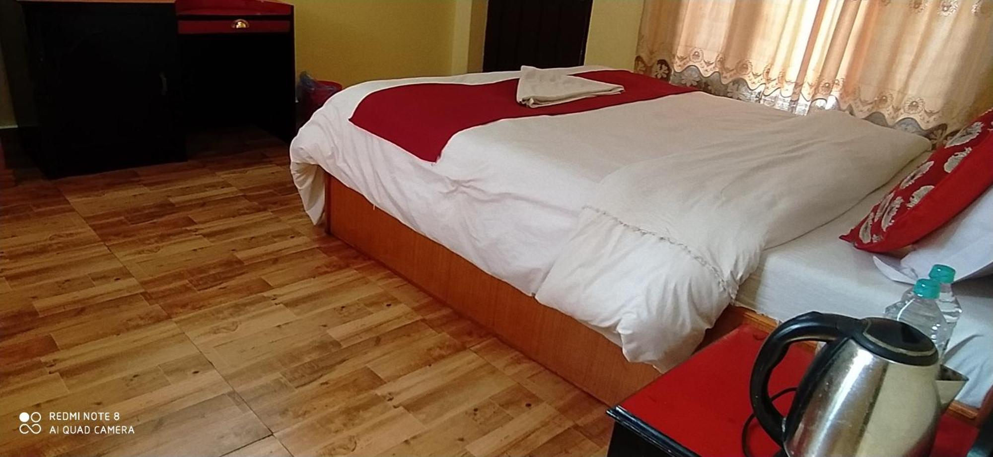 Hotel Plaza Nepal 博卡拉 外观 照片
