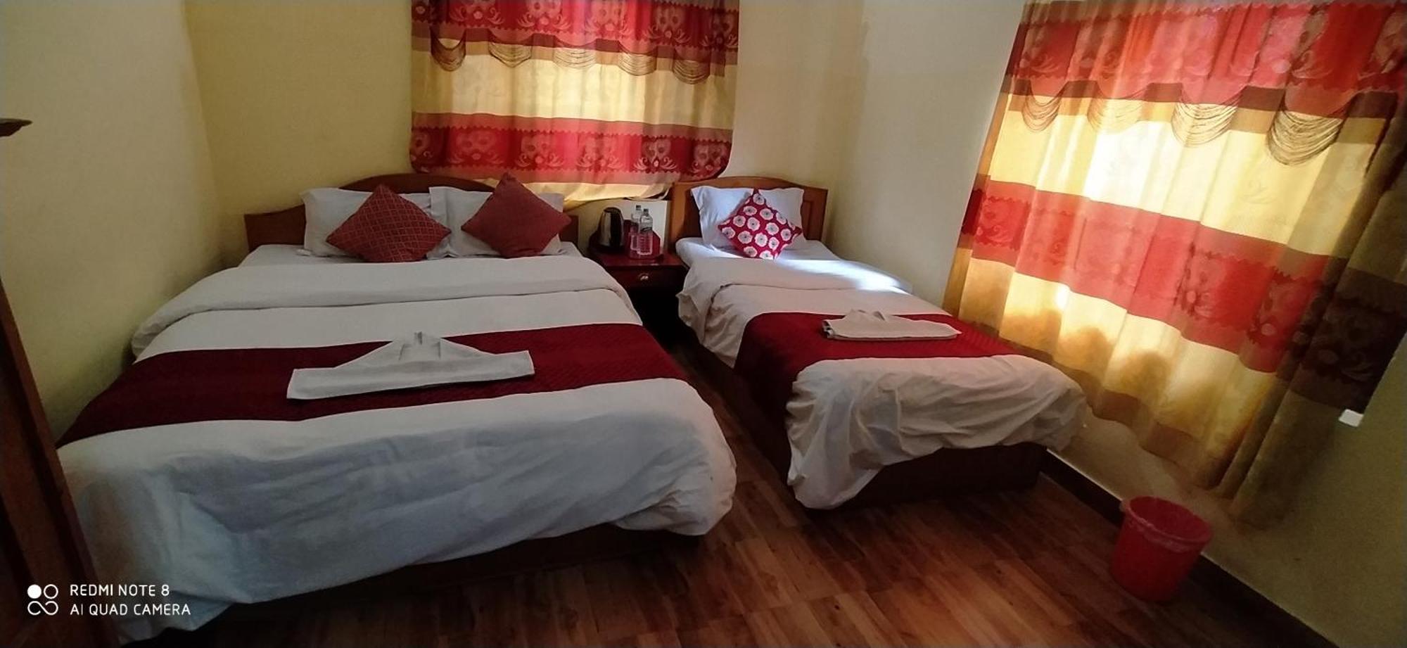 Hotel Plaza Nepal 博卡拉 外观 照片